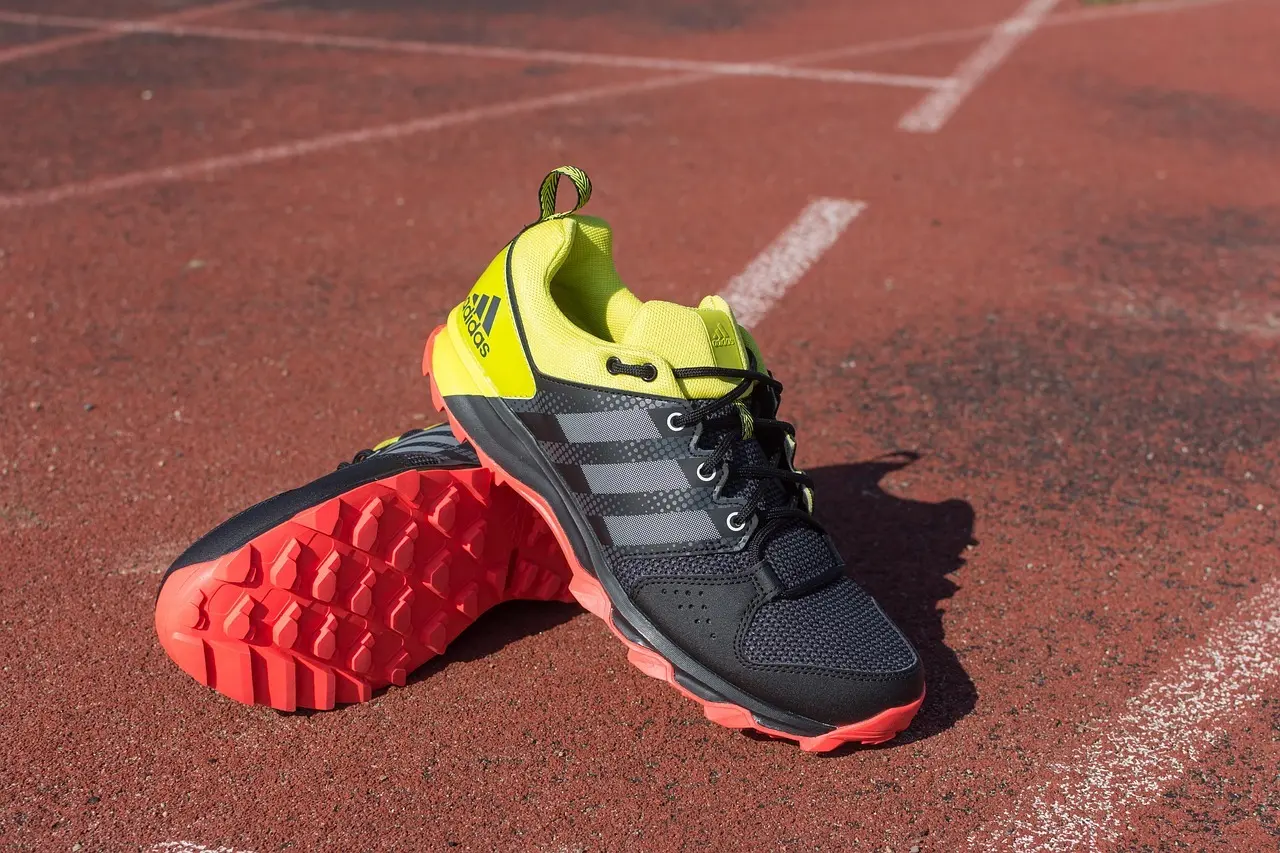 5 løbegaiters, der holder grus ude i trailløb